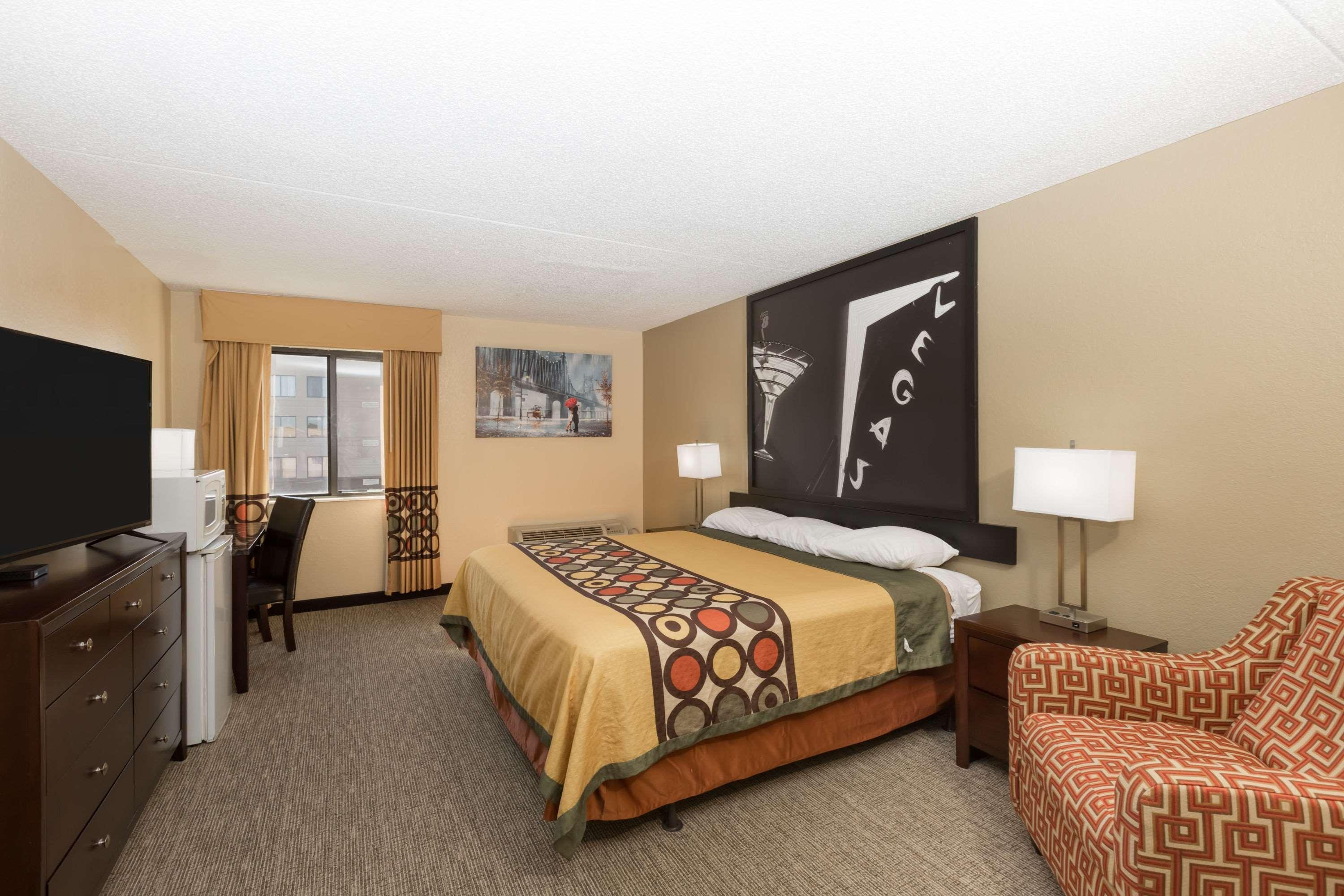 Super 8 By Wyndham Wichita North Hotel Buitenkant foto