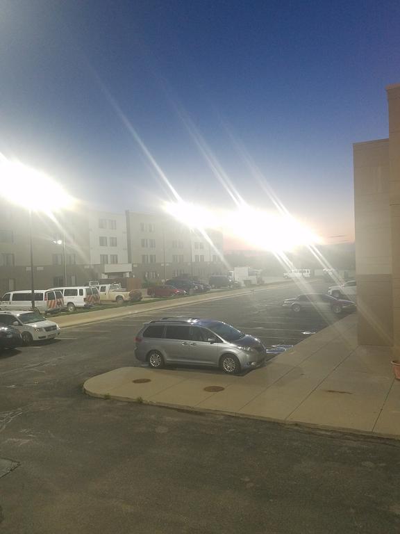 Super 8 By Wyndham Wichita North Hotel Buitenkant foto