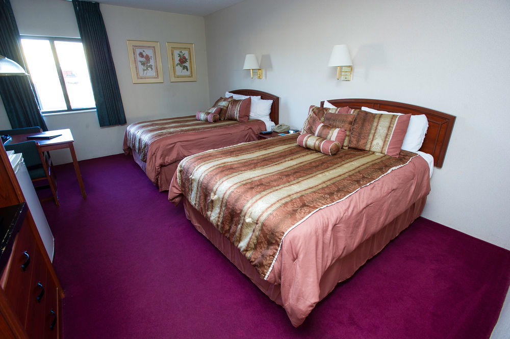 Super 8 By Wyndham Wichita North Hotel Buitenkant foto