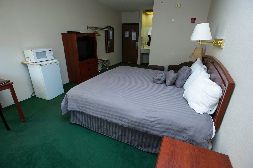 Super 8 By Wyndham Wichita North Hotel Buitenkant foto